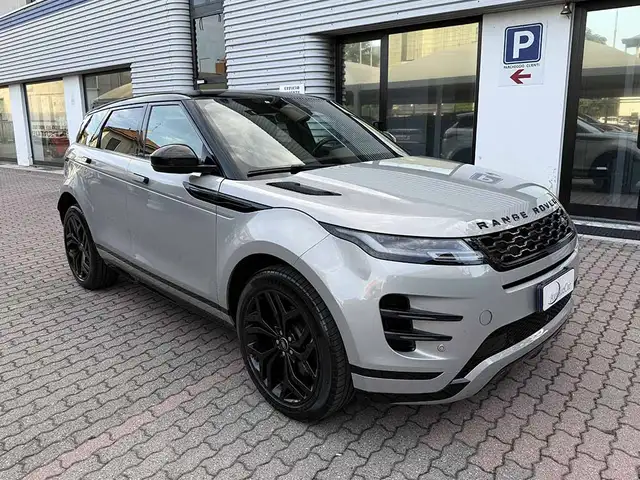 Land Rover Range Rover Evoque view 3