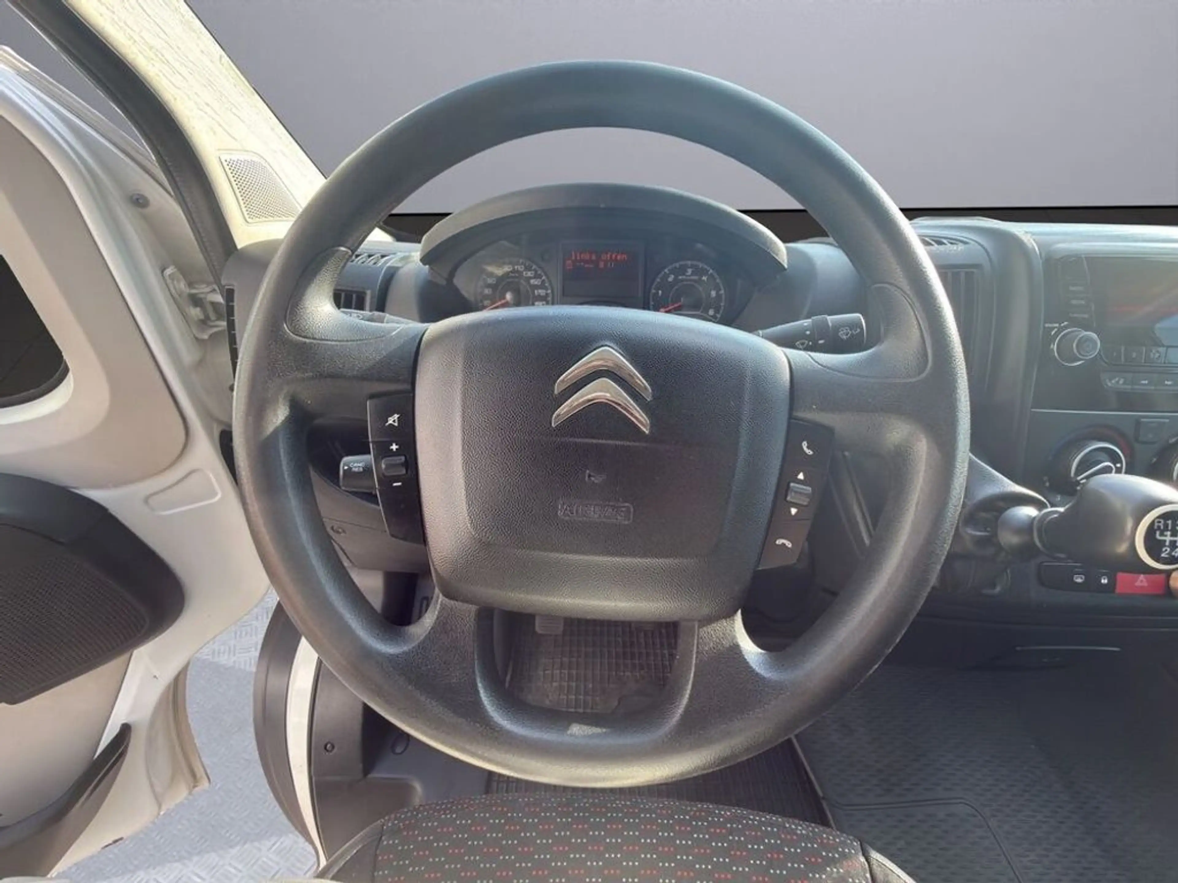 Citroen Jumper 33 DK L2 BlueHDi 110 — photo 10