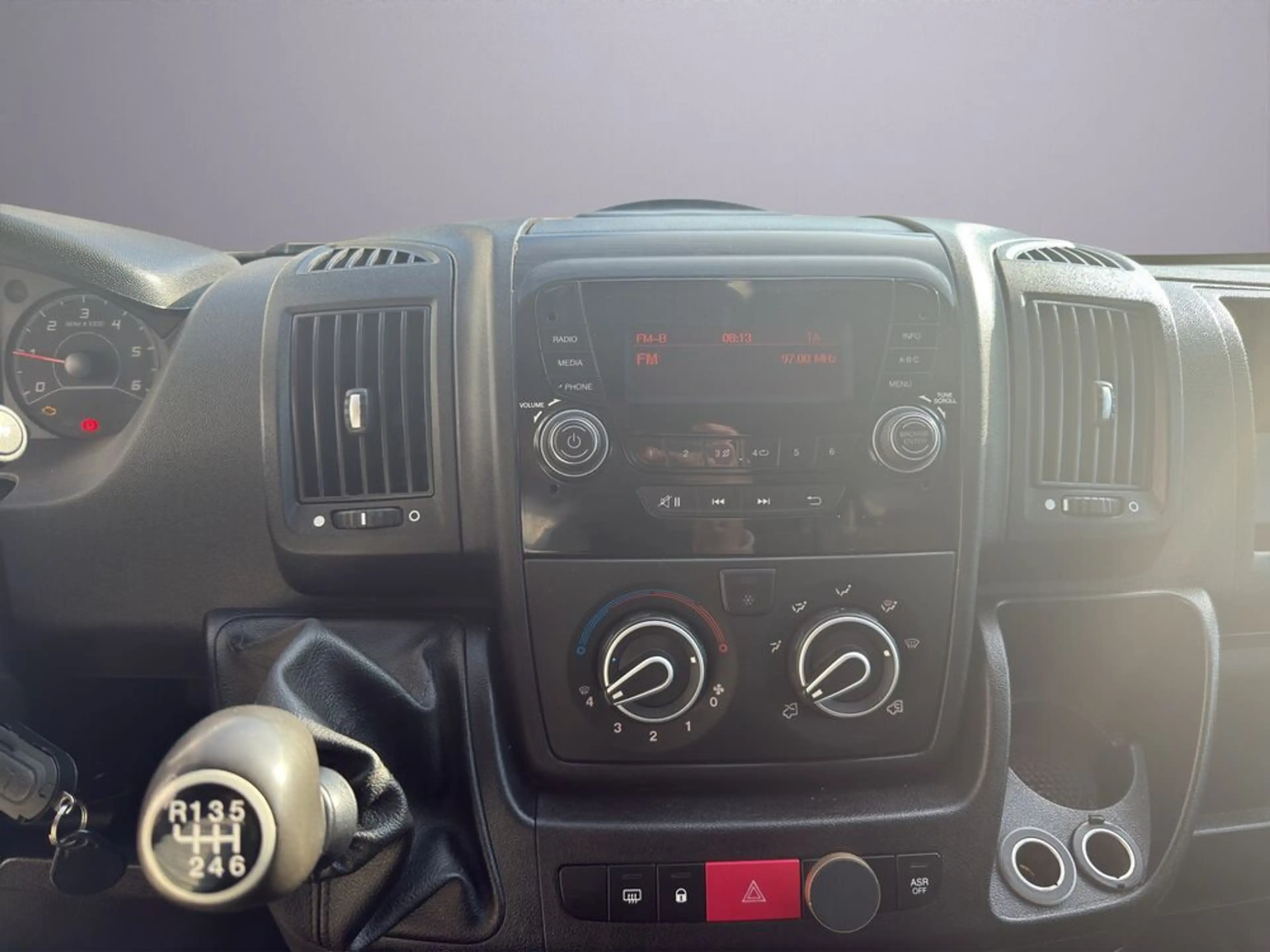 Citroen Jumper 33 DK L2 BlueHDi 110 — photo 14