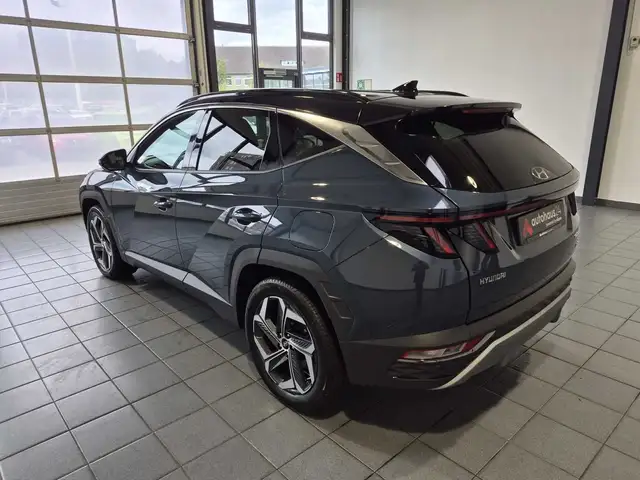 Hyundai Tucson view 4