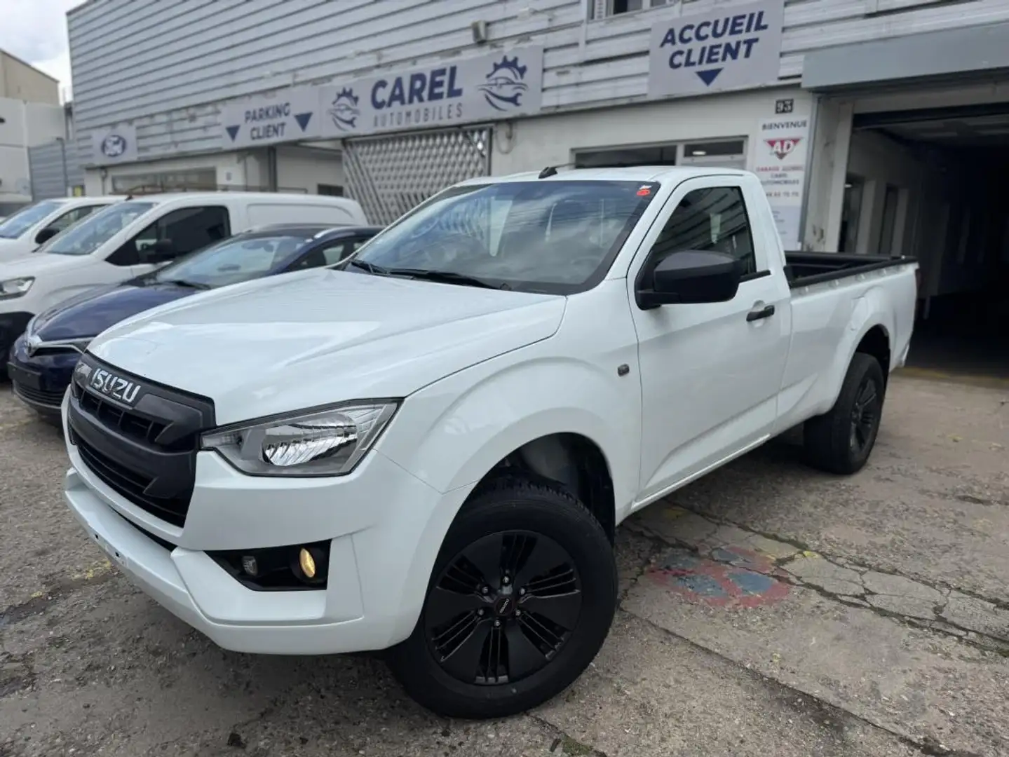 Isuzu D-Max 1.9 TD 163 SIMPLE CABINE 4X2 Blanc - 1