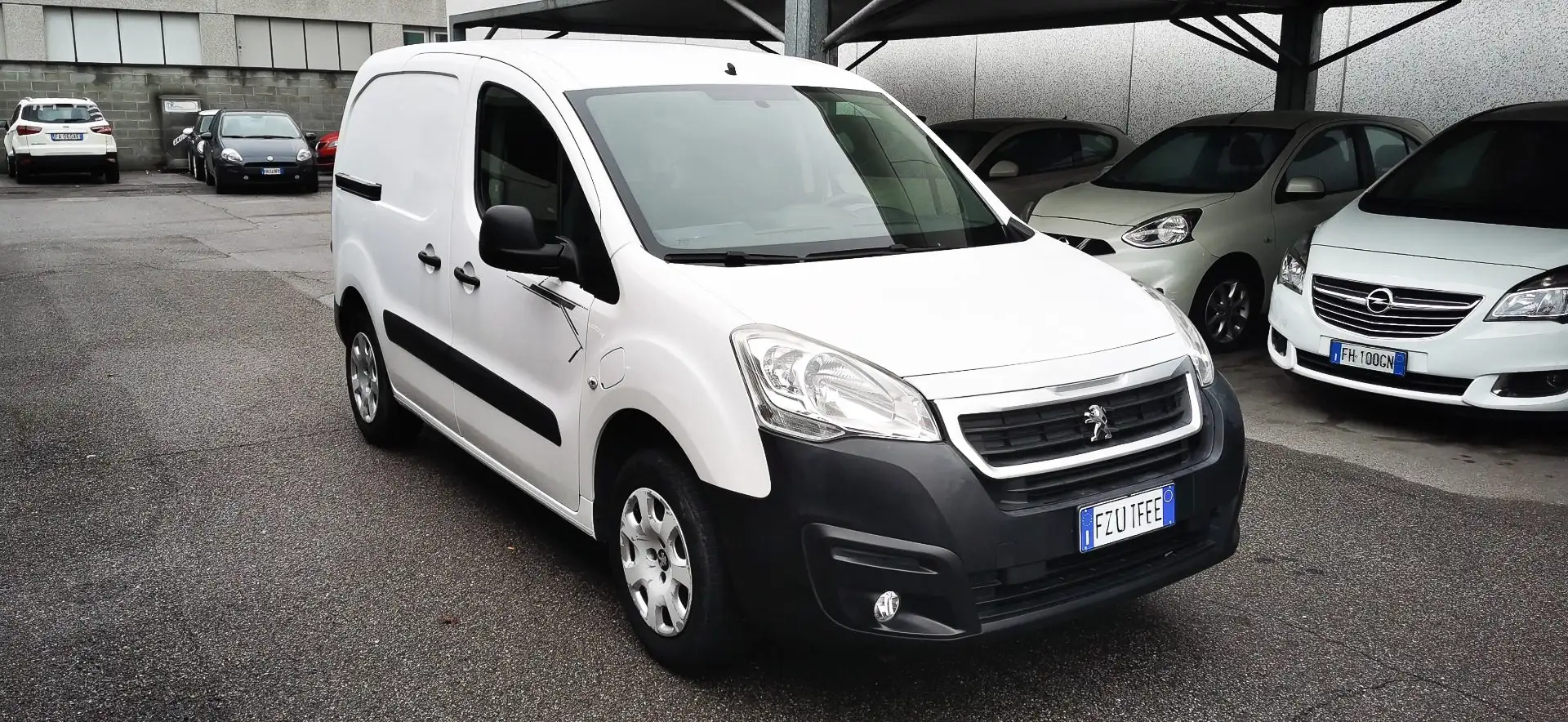 Peugeot Partner Full Electric L1 Furgone Premium - PREZZO + IVA Blanc - 1