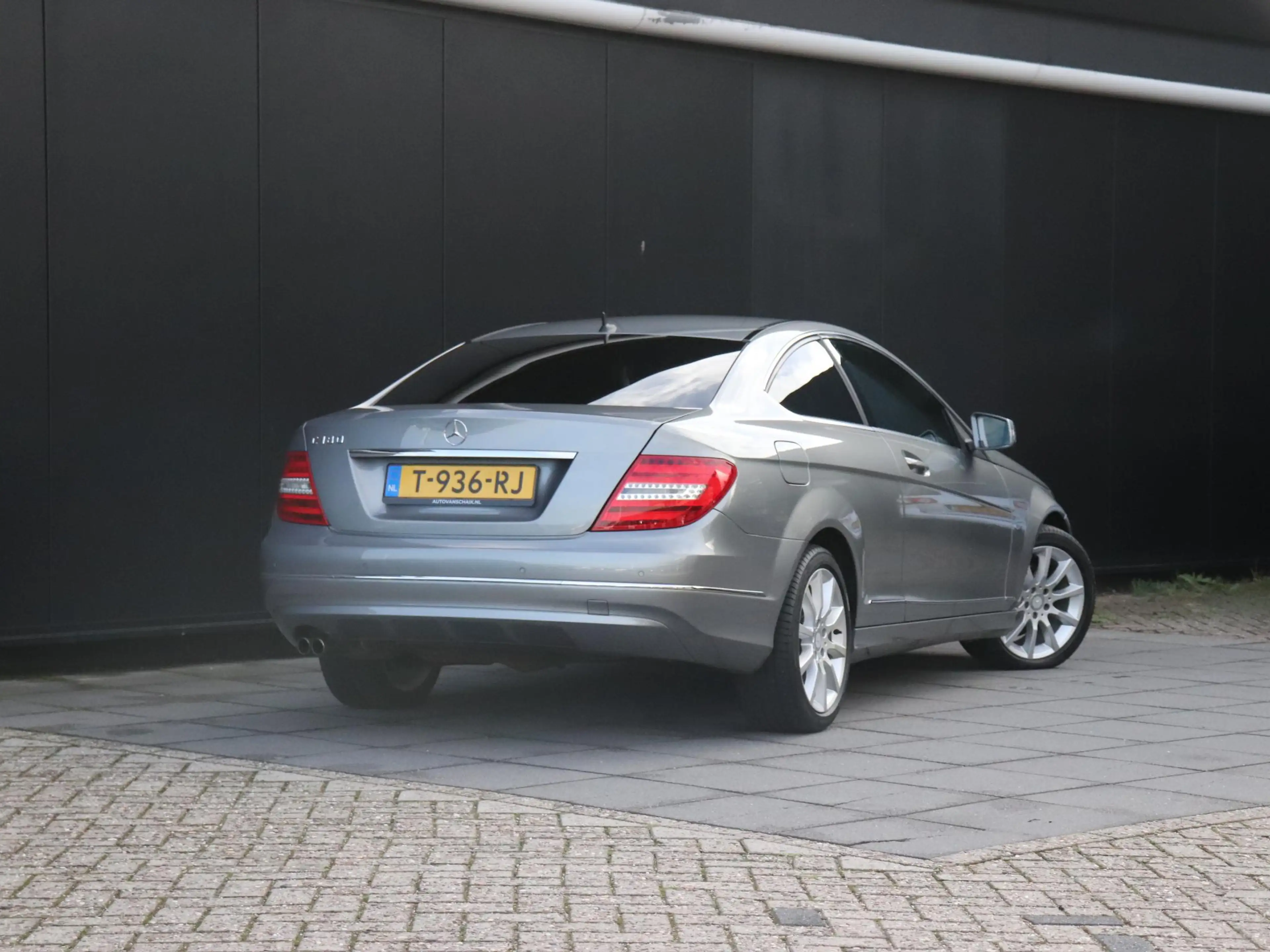 Mercedes-Benz C 180 Coupé | HALF LEDER | PDC | STOELVERW. | CRUISE | — photo 3