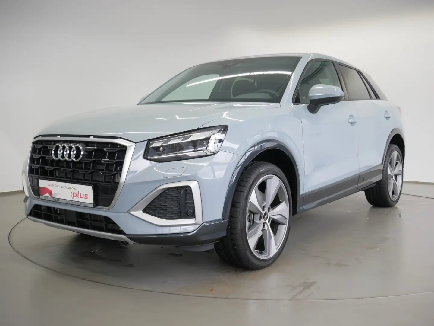 Audi Q2 35 TDI advanced MATRIX AHK virt Cock.+ Grau - 2