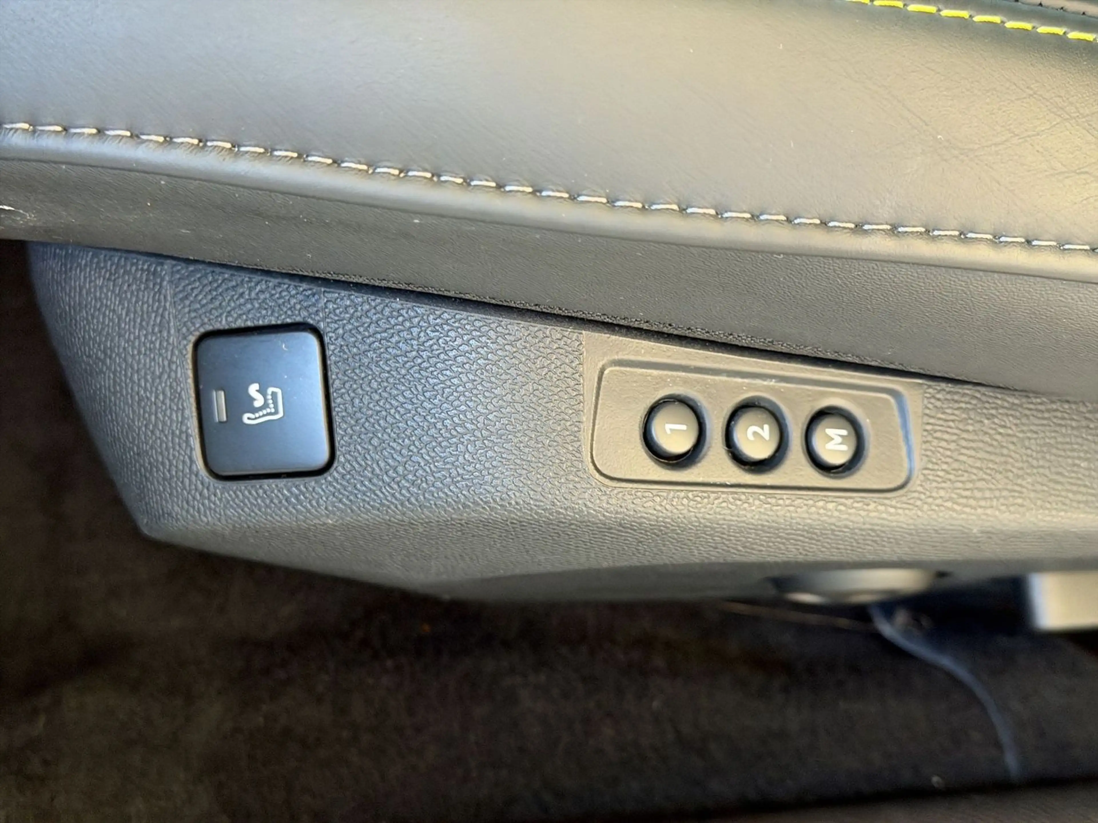 Peugeot 508 Hybrid4 360 PSE Navi ACC LED-Matrix Glasdach — photo 8