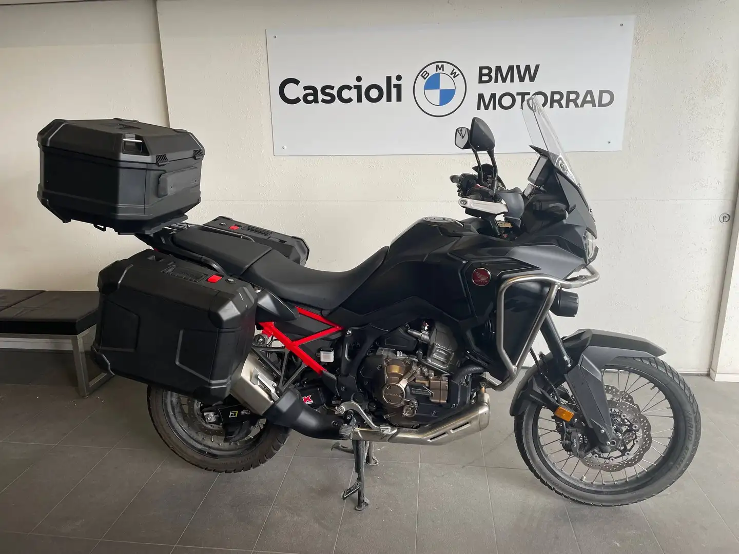 Honda ADVENTURE DCT Nero - 1