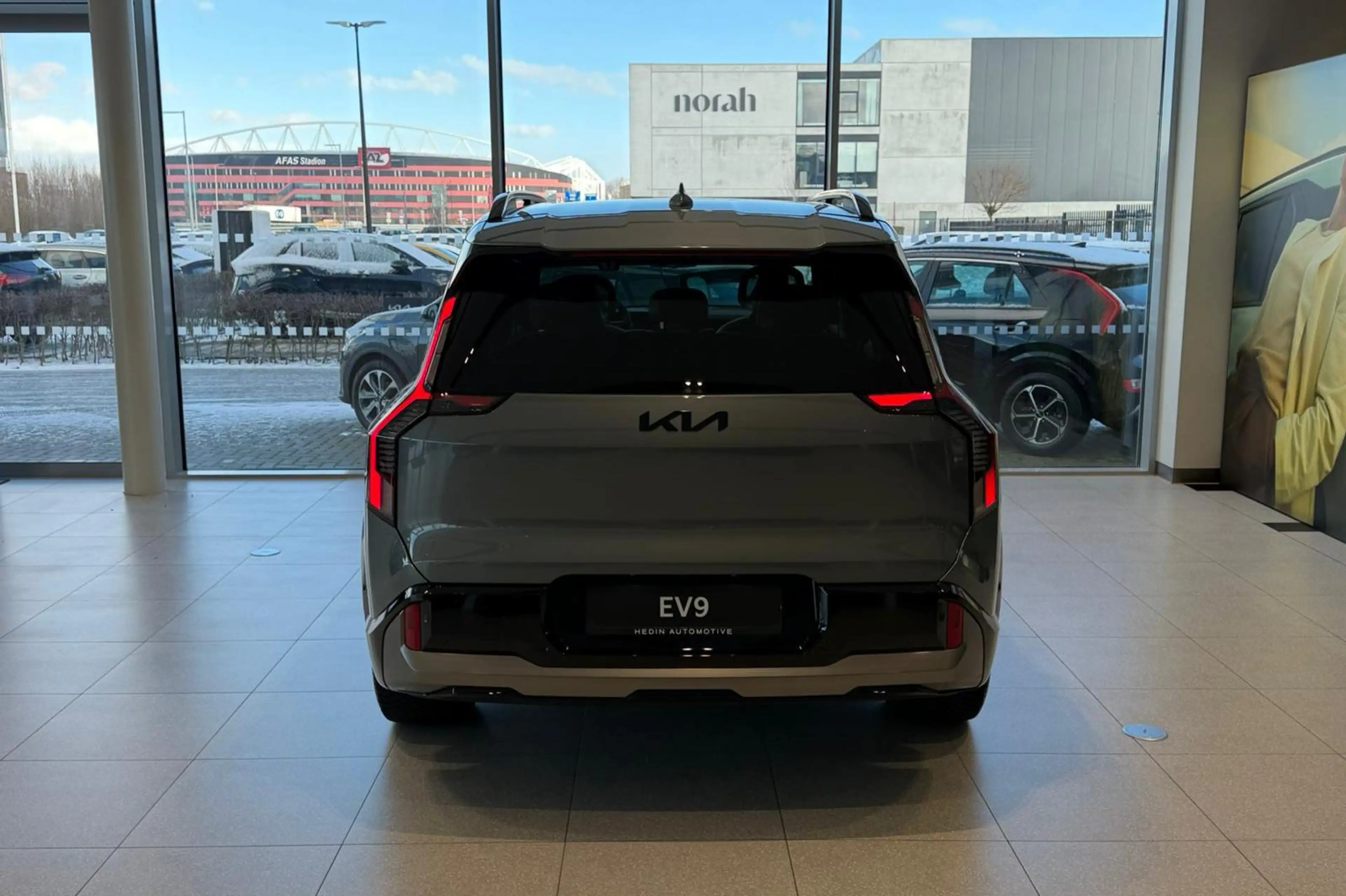 Kia EV9 GT-Line AWD 99.8 kWh | Alleen beschikbaar voor pro — photo 9