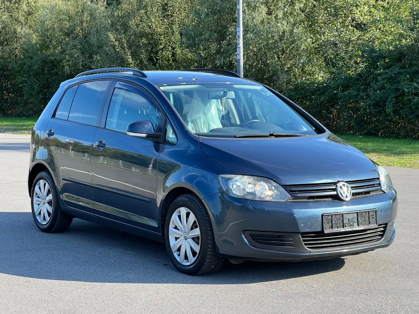 Volkswagen Golf Plus VI Trendline Automatik SHZ Klima**** Modrá - 1