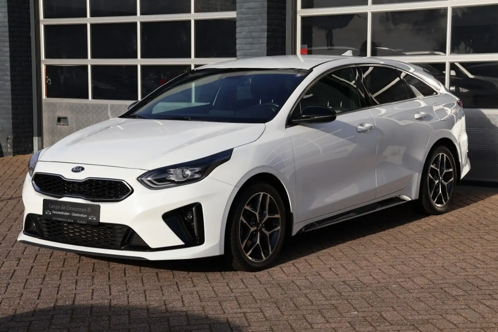 Kia ProCeed / pro_cee'd 1.4 T-GDI  GT-line. navigatie, camera Wit - 1