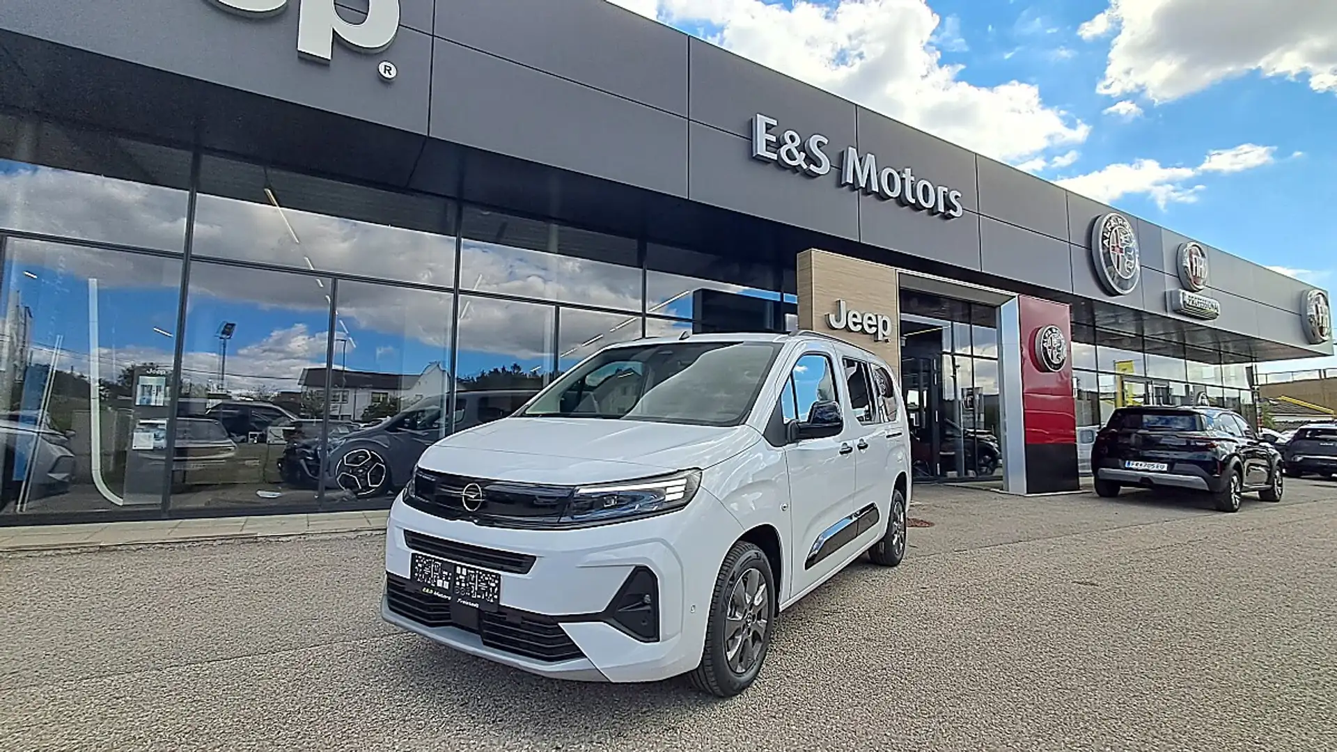 Opel Combo 1.5 Diesel XL GS Aut. Weiß - 1