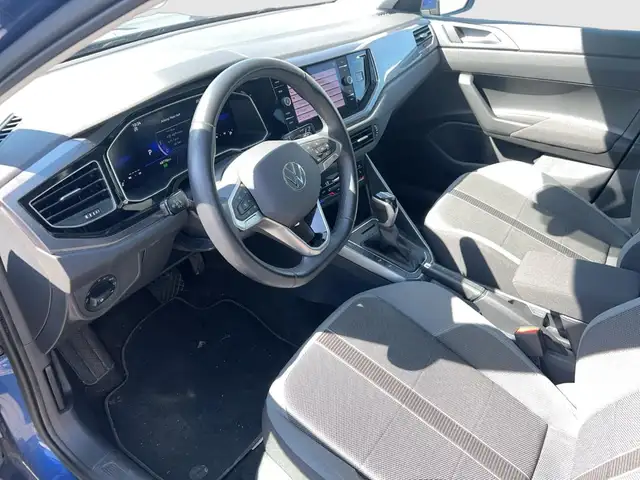 Volkswagen Polo view 9