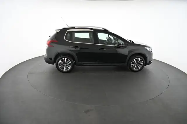Peugeot 2008 view 6