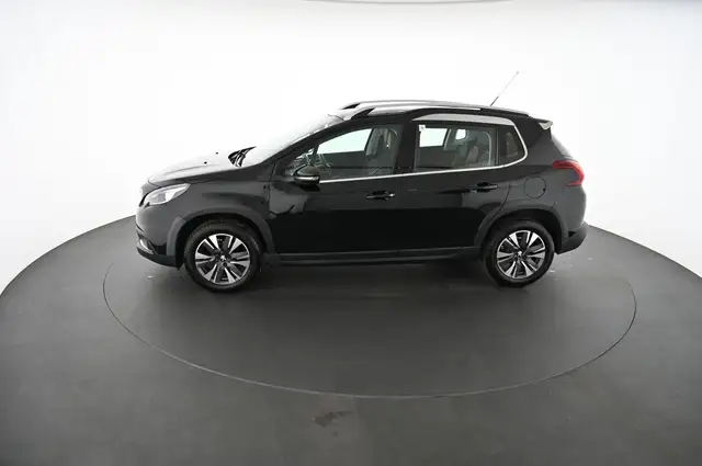 Peugeot 2008 view 5