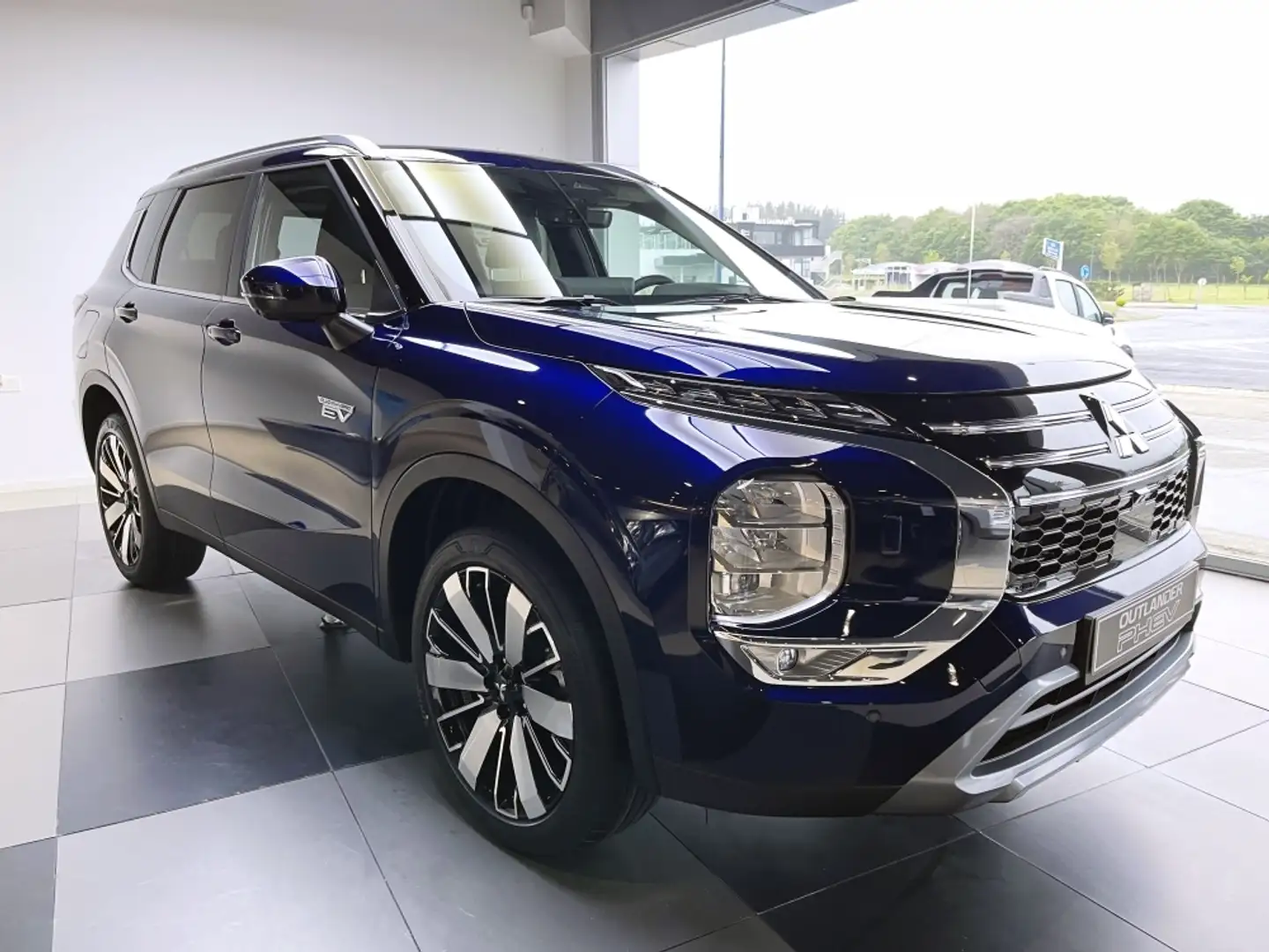 Mitsubishi Outlander PHEV Kaiteki 4WD Albastru - 1