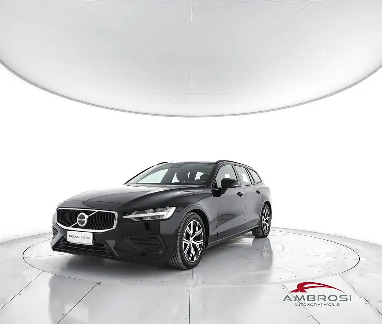 Volvo V60 B4 (d) automatico Essential Nero - 1