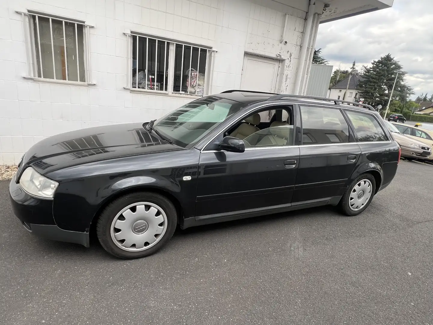 Audi A6 Avant 2.5 TDI - 2