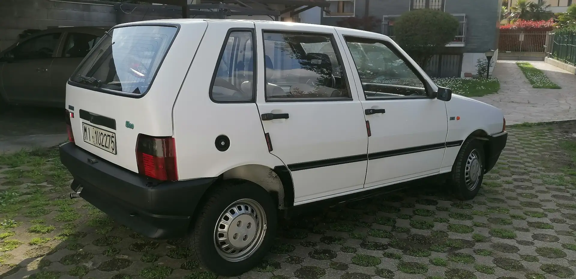 Fiat Uno 5p 1.0 Super 45cv Weiß - 2