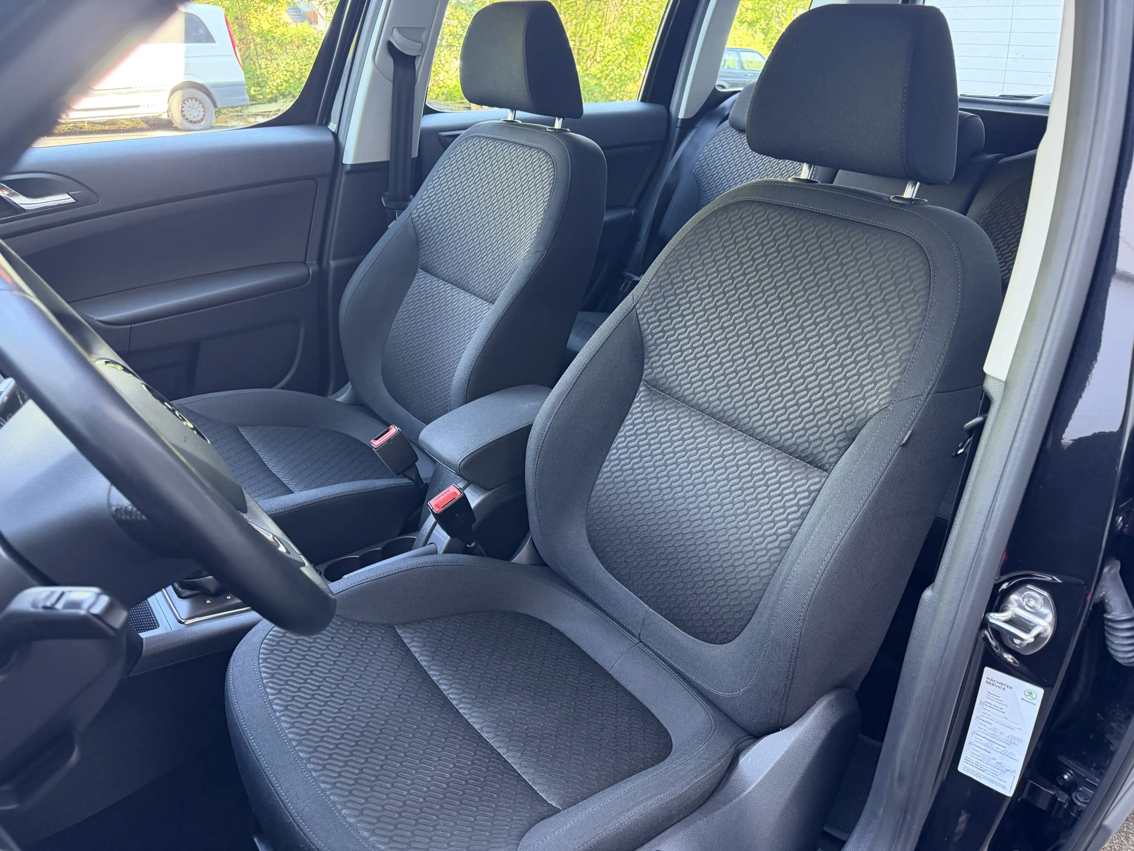 Skoda Yeti Elegance Outdoor 4x4 BI-Xenon Sitzheizung — photo 14