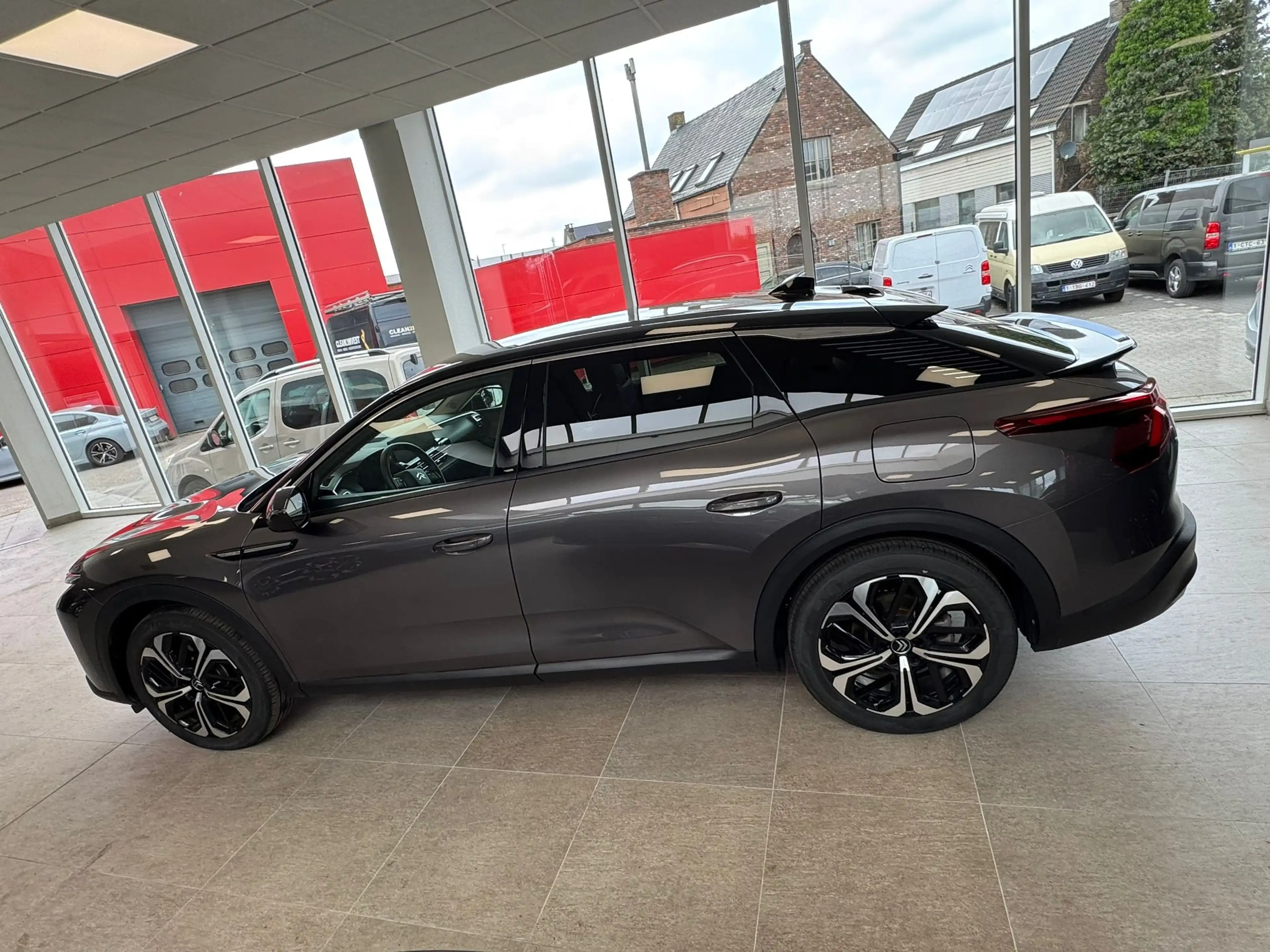 Citroen C5 X 1.6 Turbo PHEV Shine Pack 225pk full option — photo 4