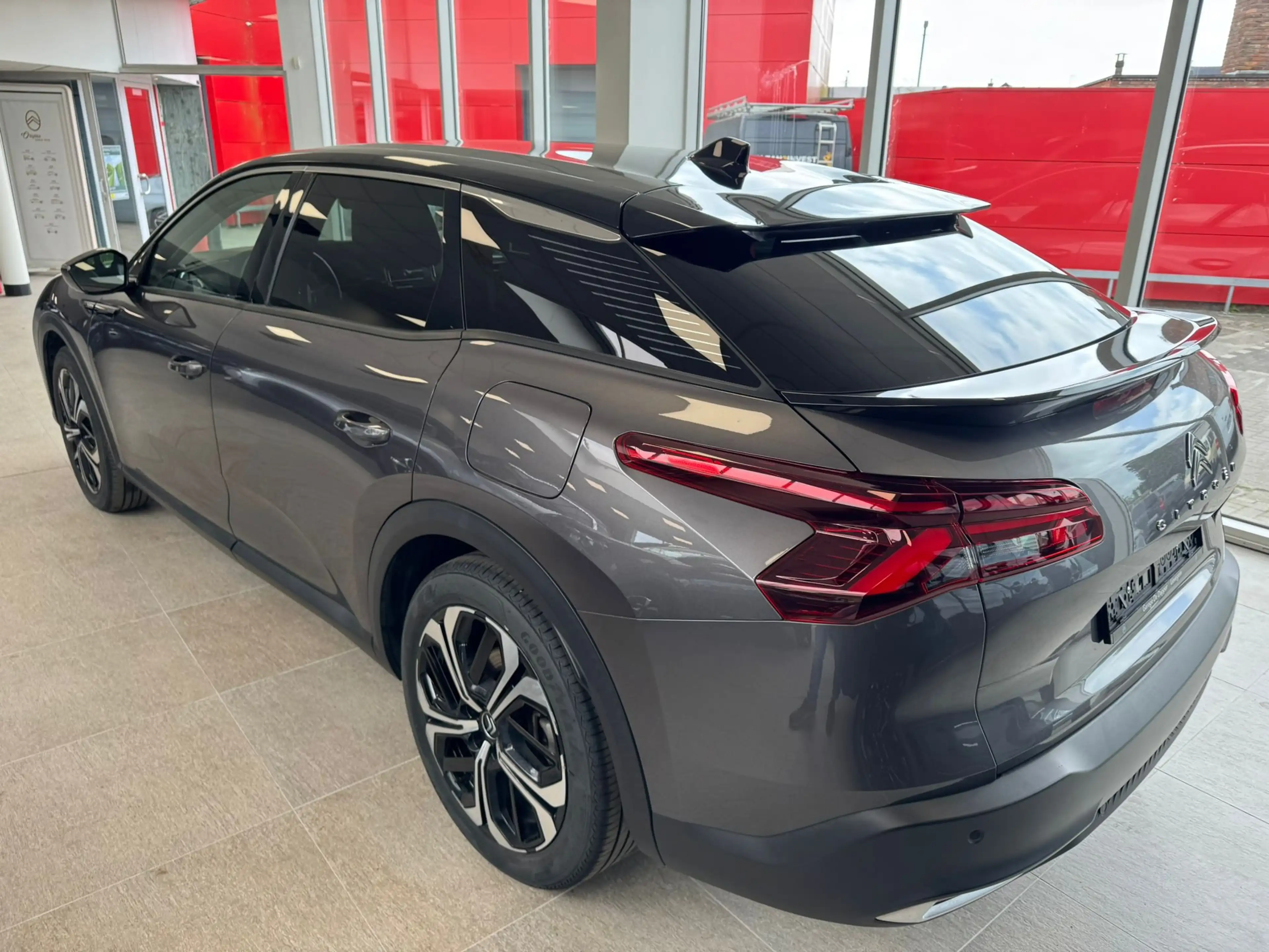 Citroen C5 X 1.6 Turbo PHEV Shine Pack 225pk full option — photo 5