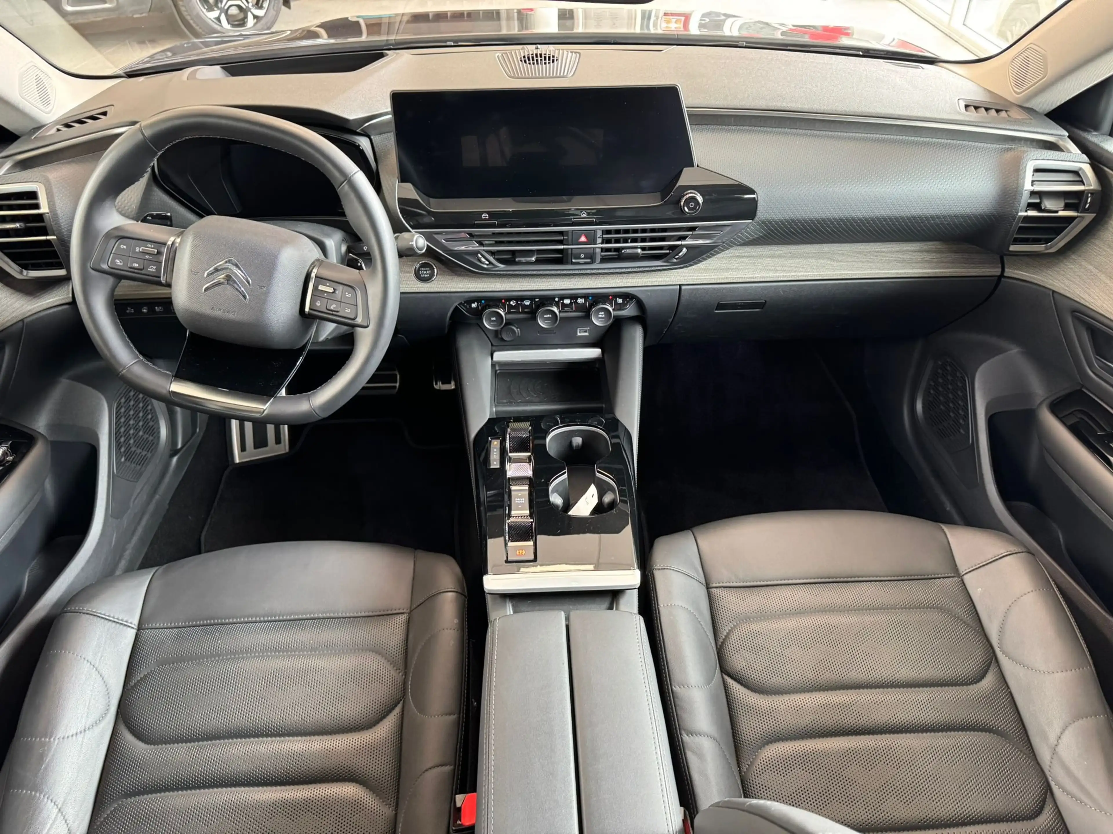 Citroen C5 X 1.6 Turbo PHEV Shine Pack 225pk full option — photo 9