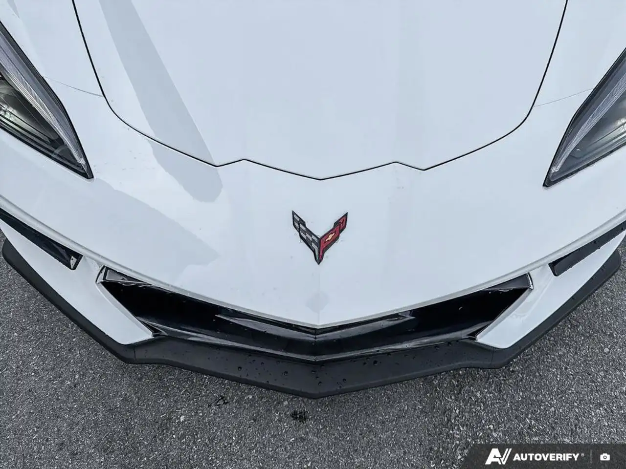 Chevrolet Corvette снимка Chevrolet Corvette