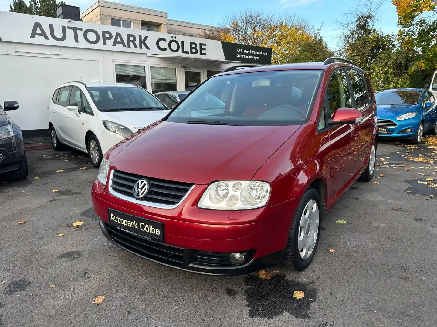 Volkswagen Touran 2.0 Tdi*Automatik*Tüv 5/2026 Rot - 1