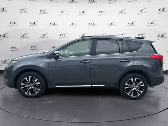 Toyota RAV 4 RAV4 2.0 D-4D 4WD Lounge