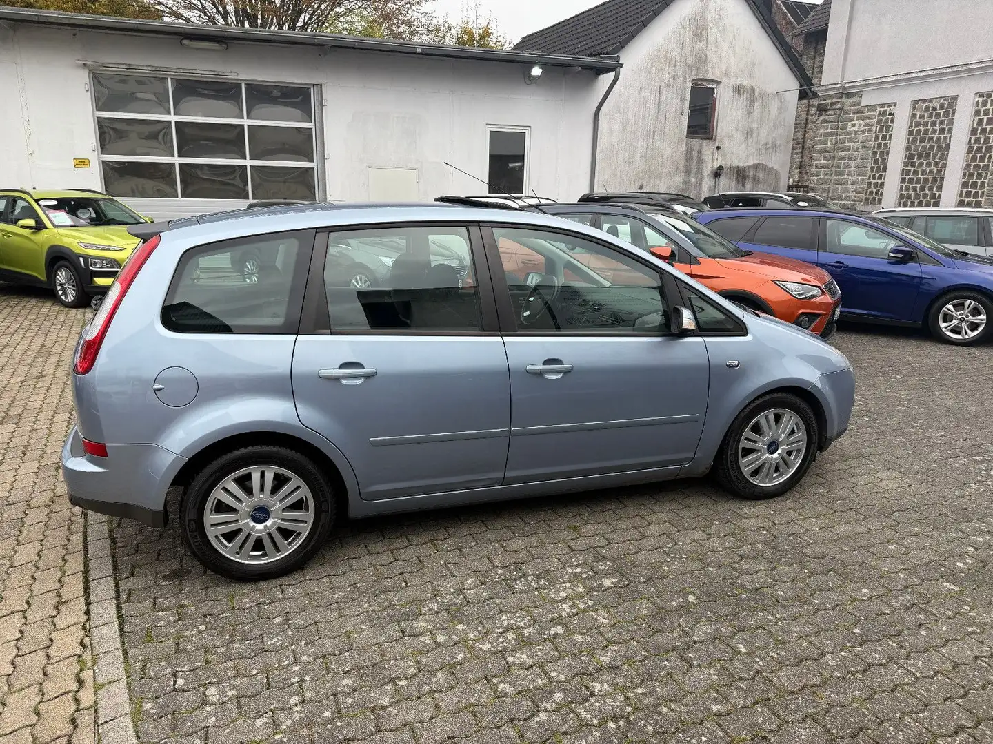 Ford Focus C-MAX 2.0 GHIA KLIMATRONIC GSD 2xPDC SHZ Bleu - 2