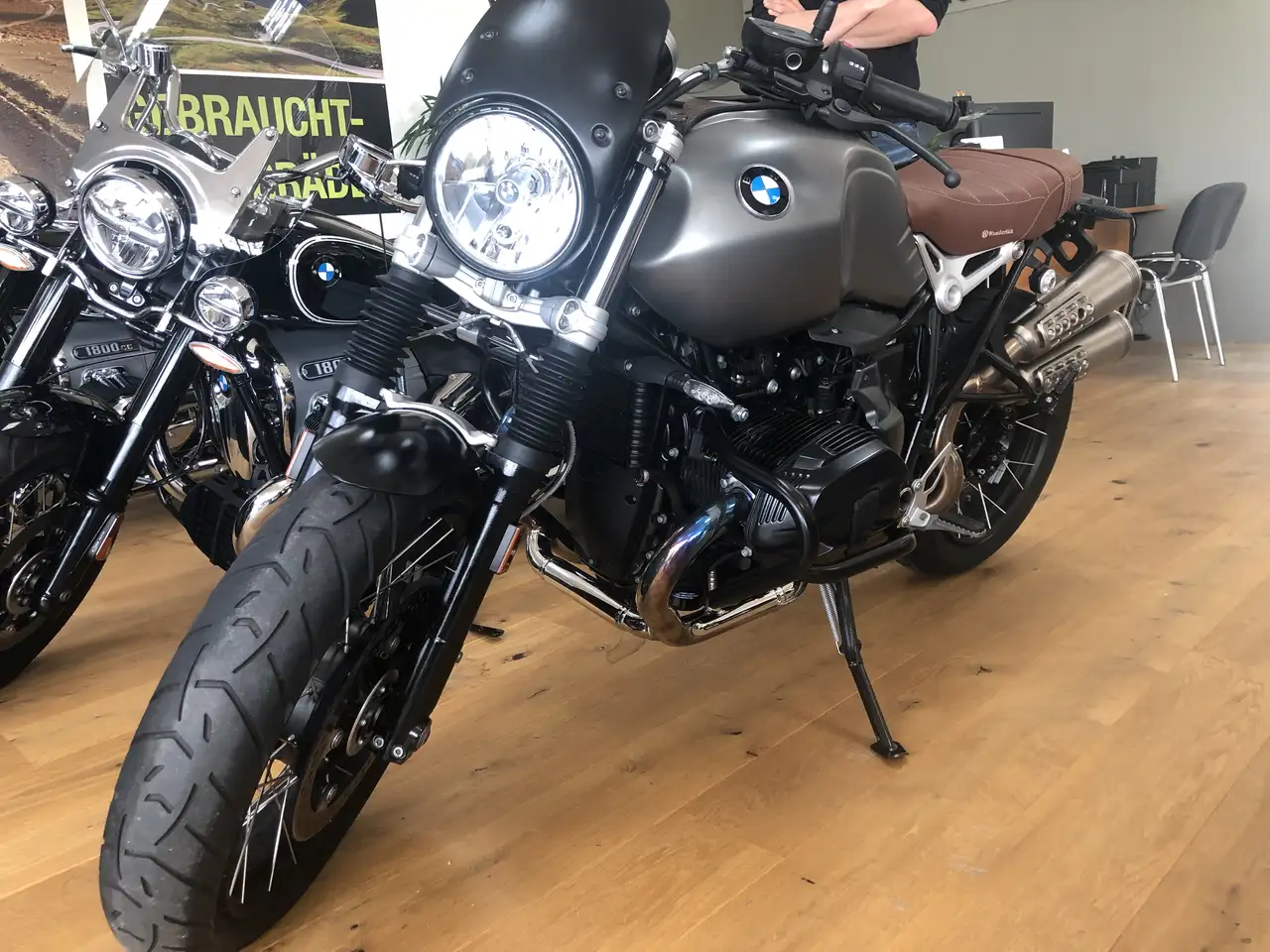 BMW R nineT