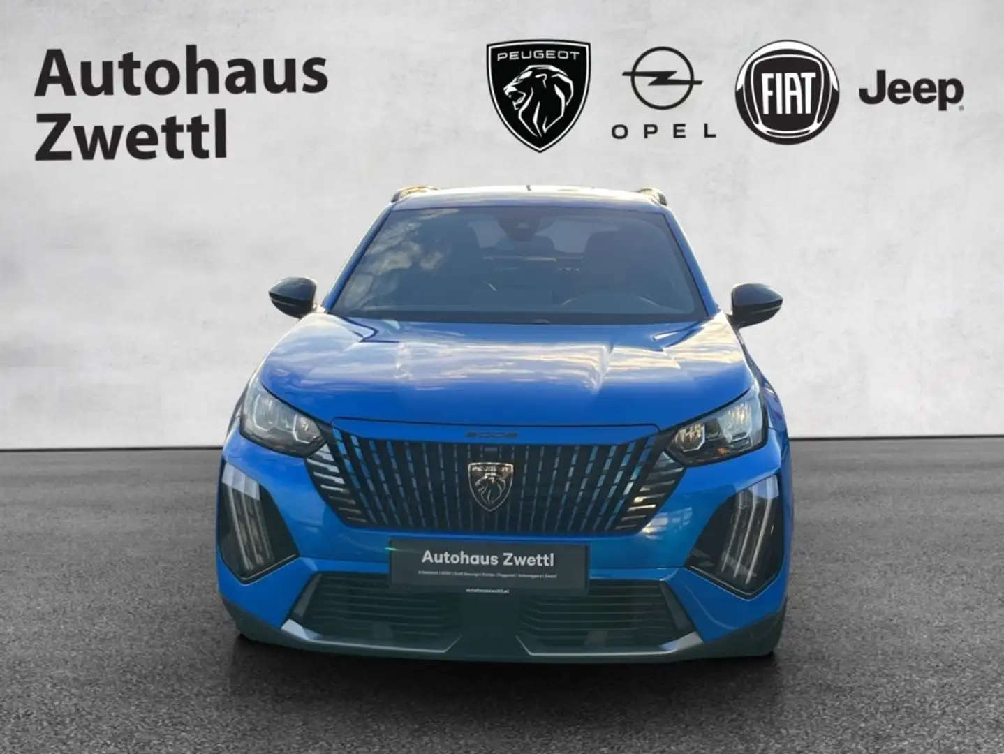 Peugeot 2008 Allure PT 100 Blau - 2