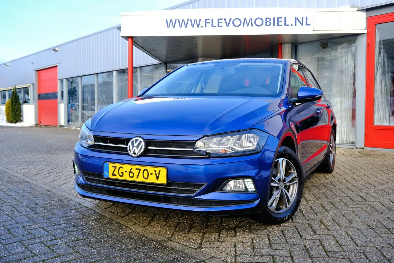 Volkswagen Polo 1.0 MPI Comfortline 5-drs Clima|Apple CarPlay|LMV Blau - 1