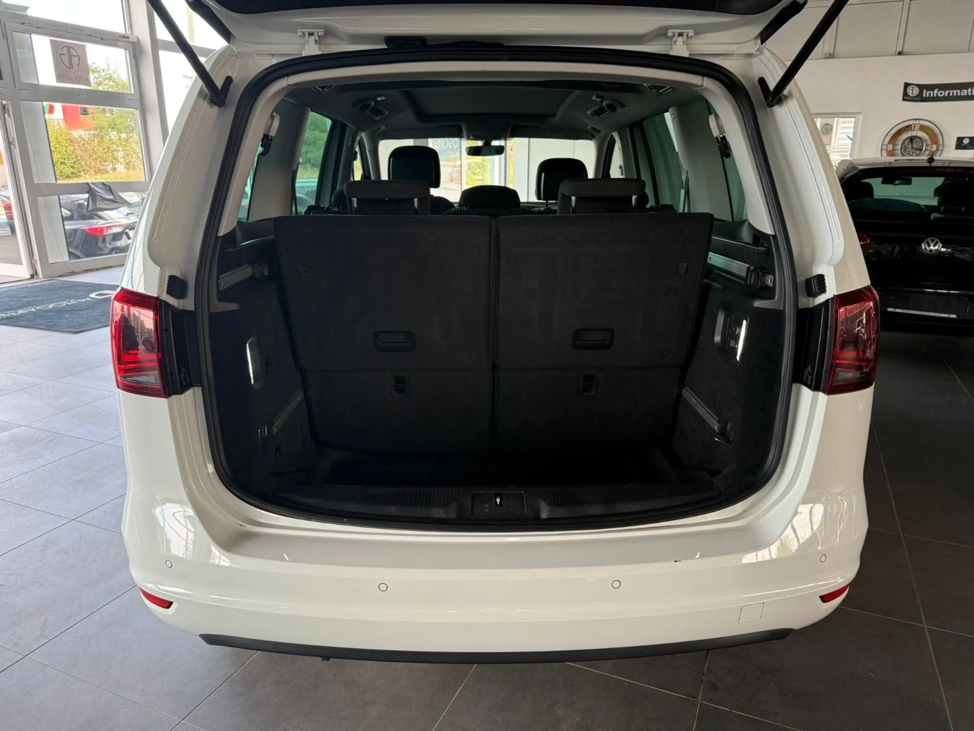 SEAT Alhambra Style*AHK.*Navi*Xenon*Panorama Dach — photo 15