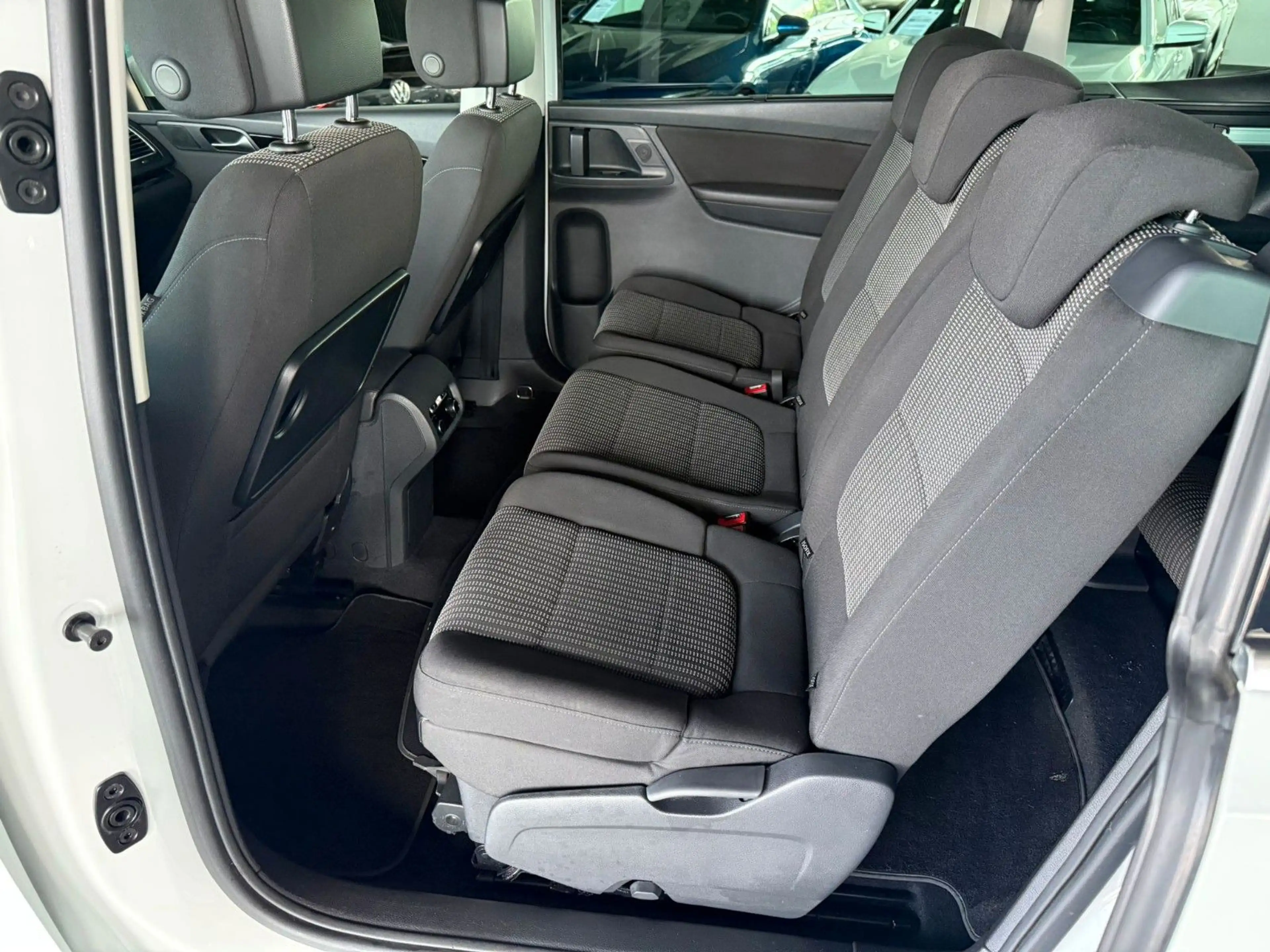 SEAT Alhambra Style*AHK.*Navi*Xenon*Panorama Dach — photo 13