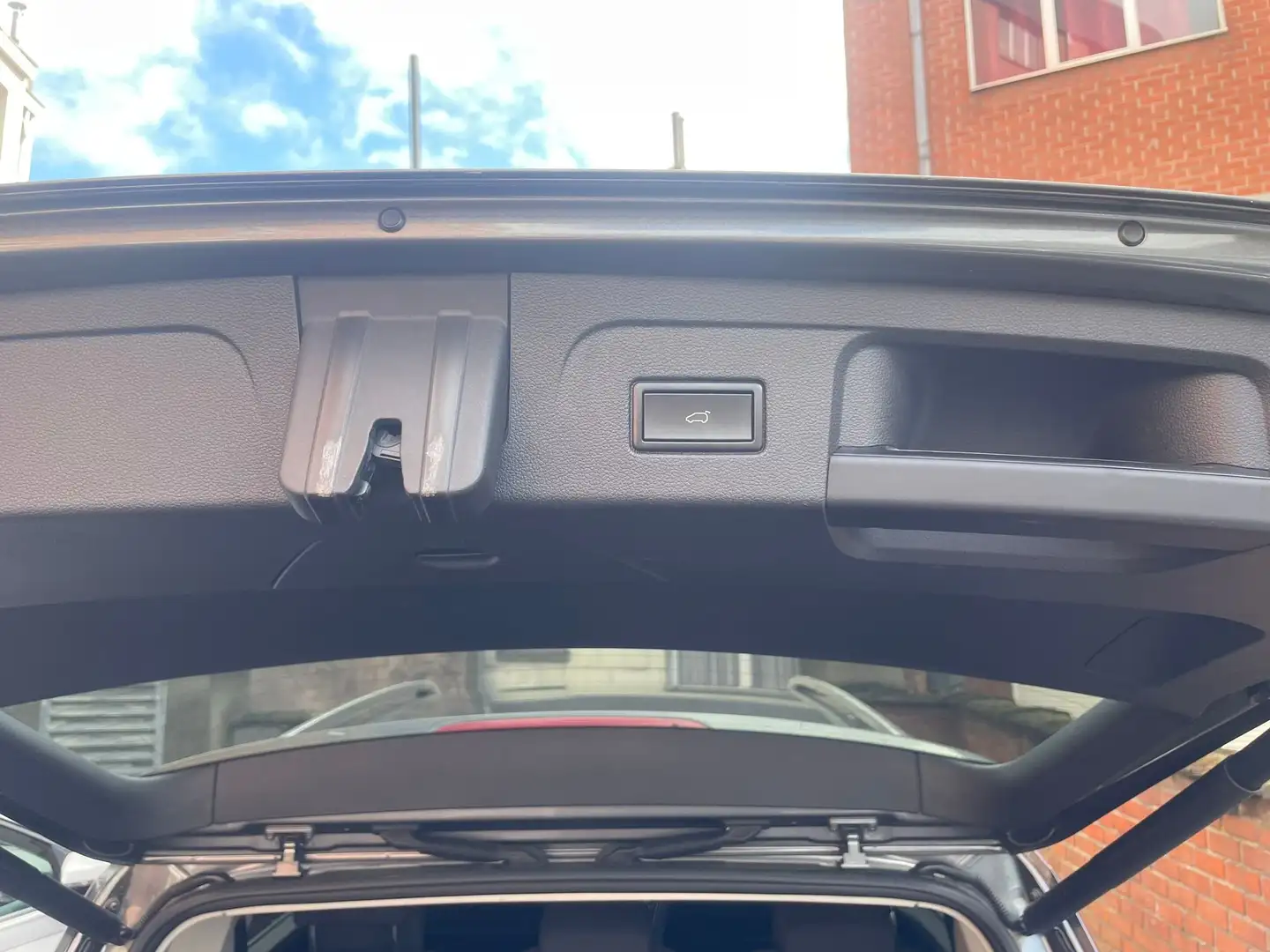 Volkswagen Touran Touran 1.6 TDi SCR Sound DSG Argent - 2