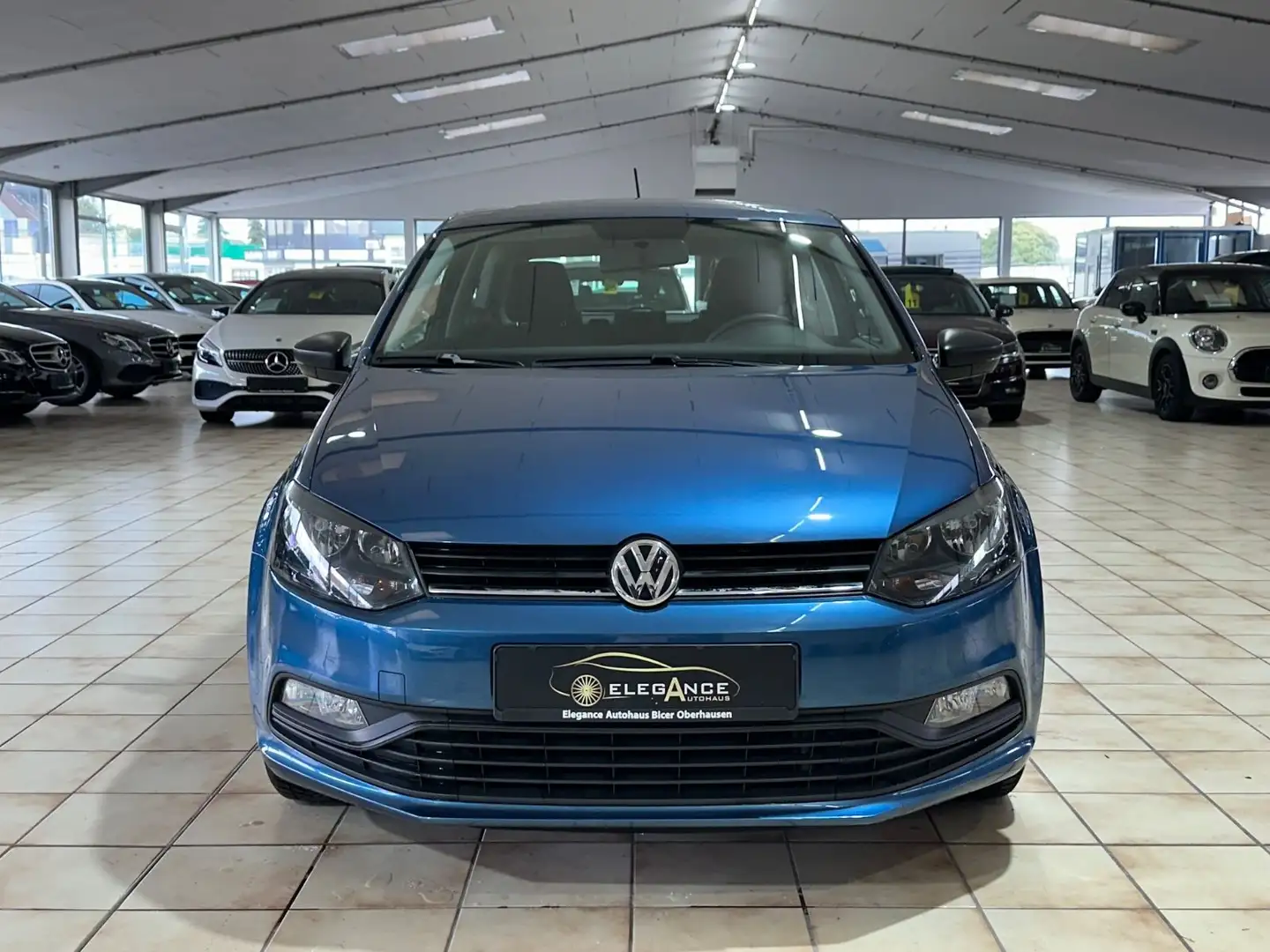 Volkswagen Polo V Trendline*KLIMA*EFH*SERVO*TOP ZUSTAND* Bleu - 2