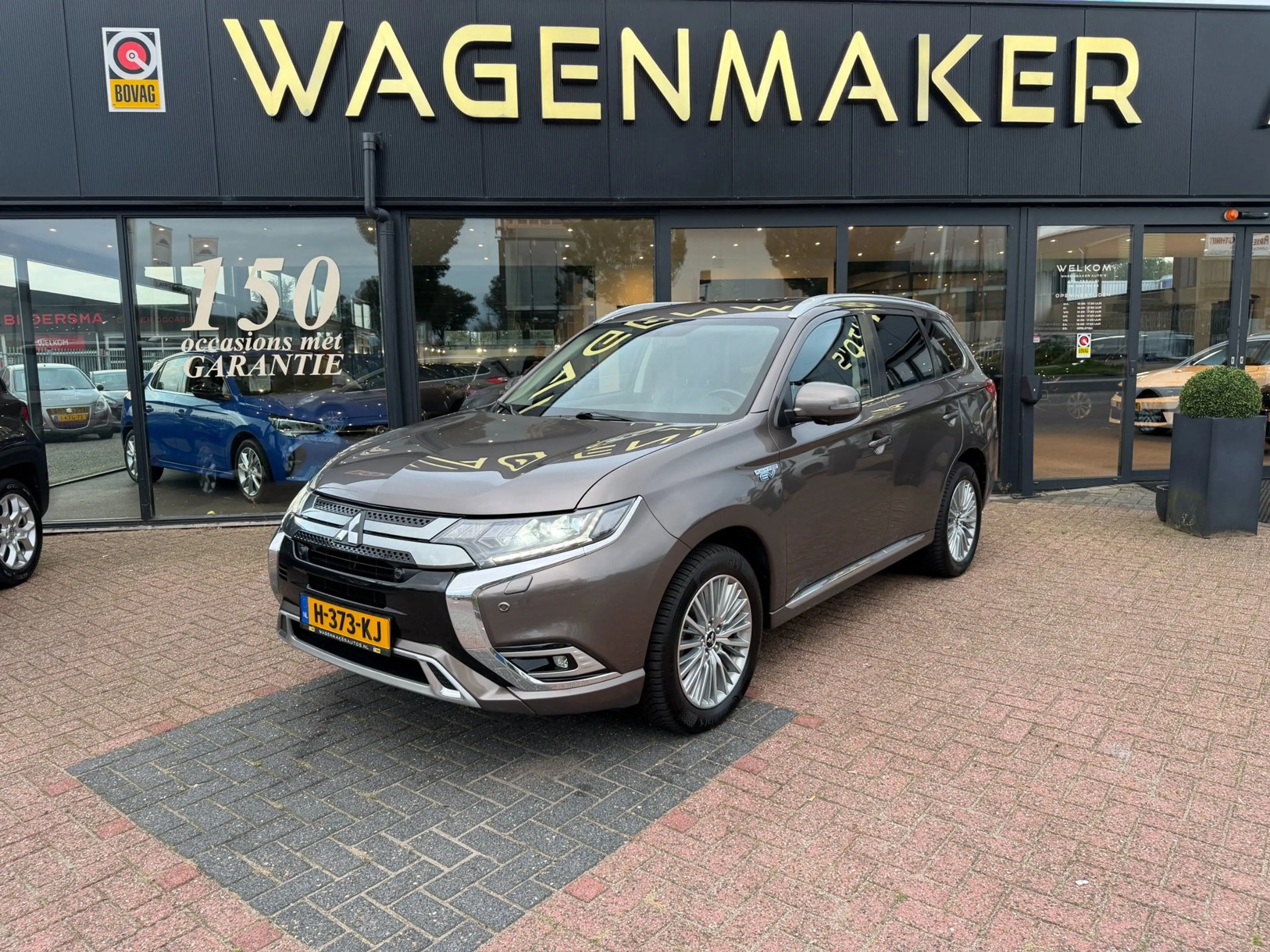 Mitsubishi Outlander 2.4 PHEV Intense+ AUT|NAV|CAM|Carplay