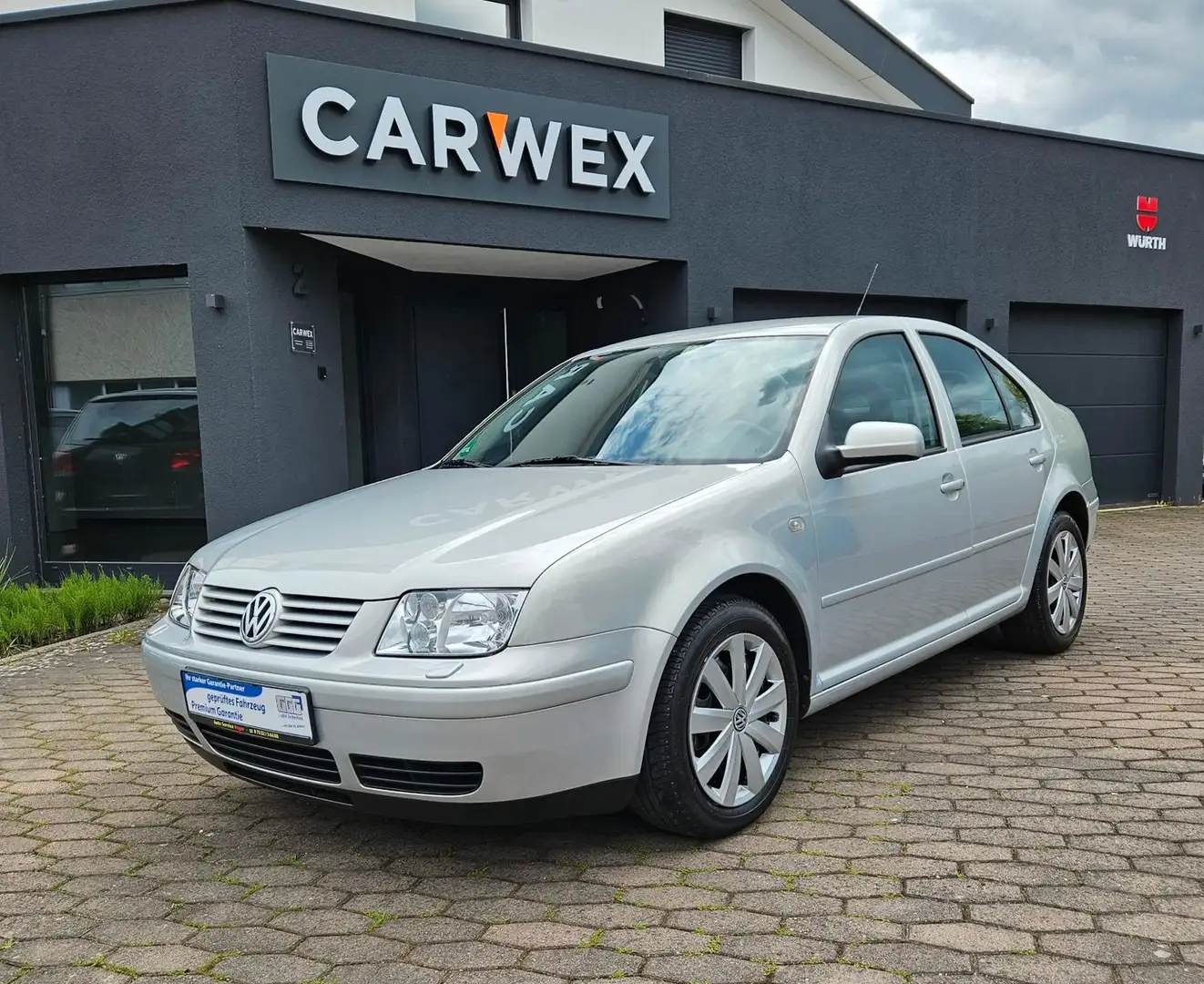Volkswagen Bora Lim. Comfortline  * 1. HAND *  61.250 KM * Silber - 1