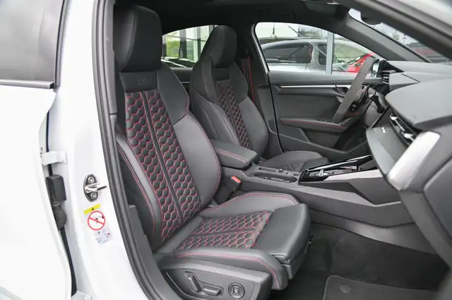 Audi RS3 view 14