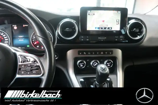 Mercedes-Benz T-Class view 7