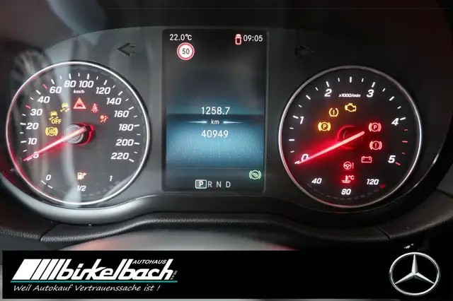 Mercedes-Benz T-Class view 6