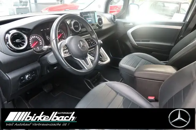 Mercedes-Benz T-Class view 5