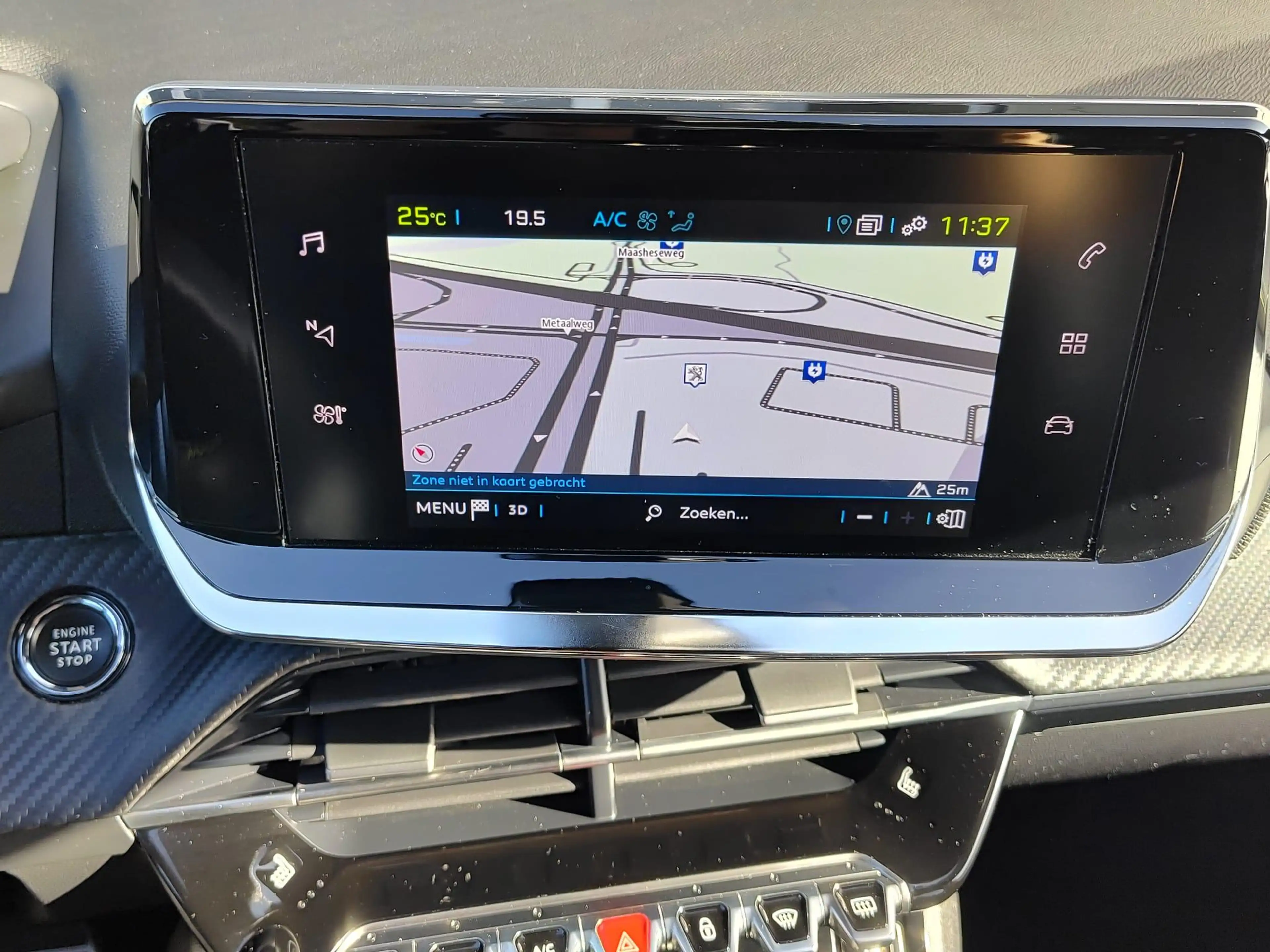Peugeot e-208 EV GT 350 50 kWh I Stoelverwarming I Navigatie I C — photo 10