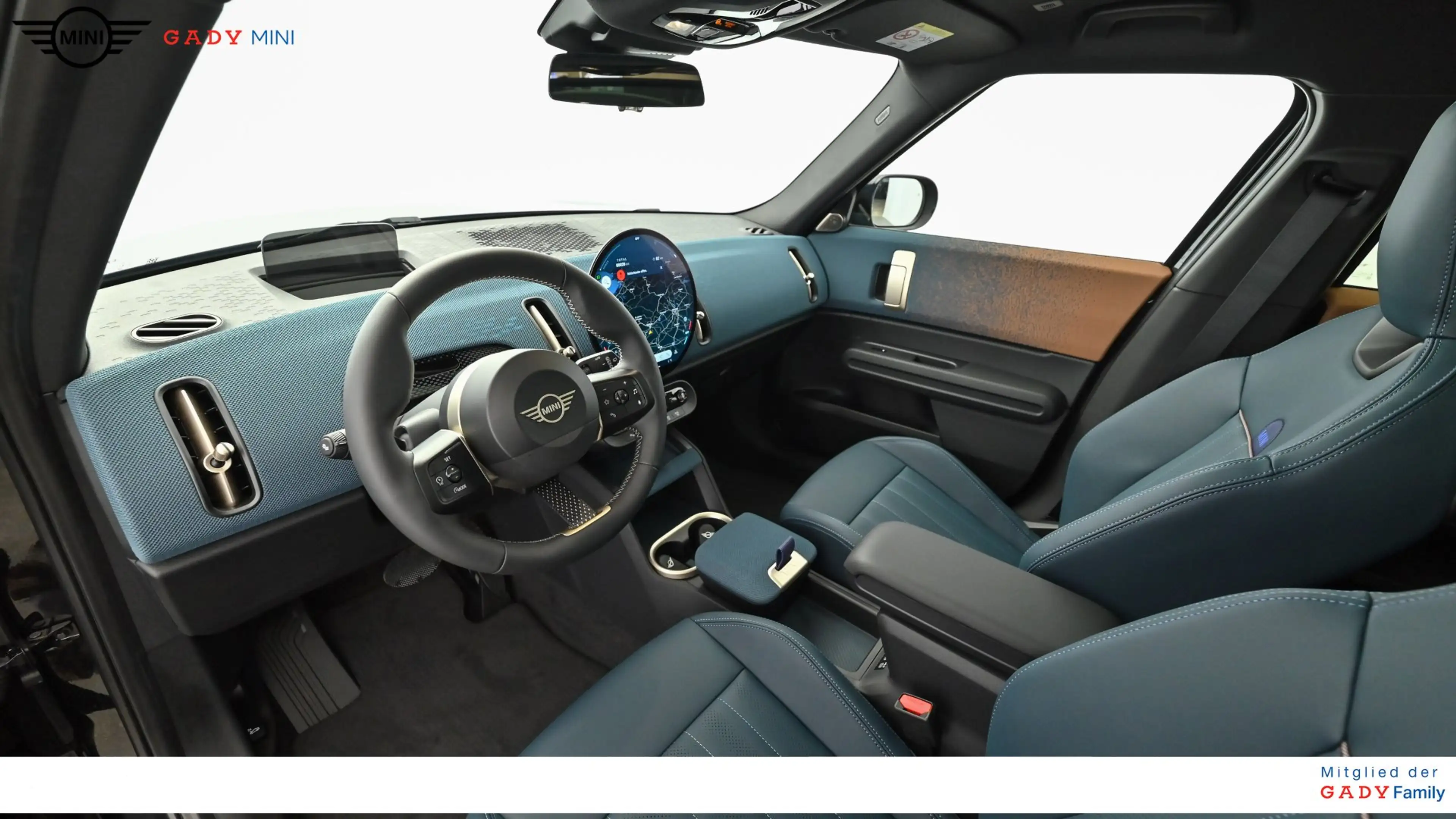 MINI Countryman C Countryman C — photo 11