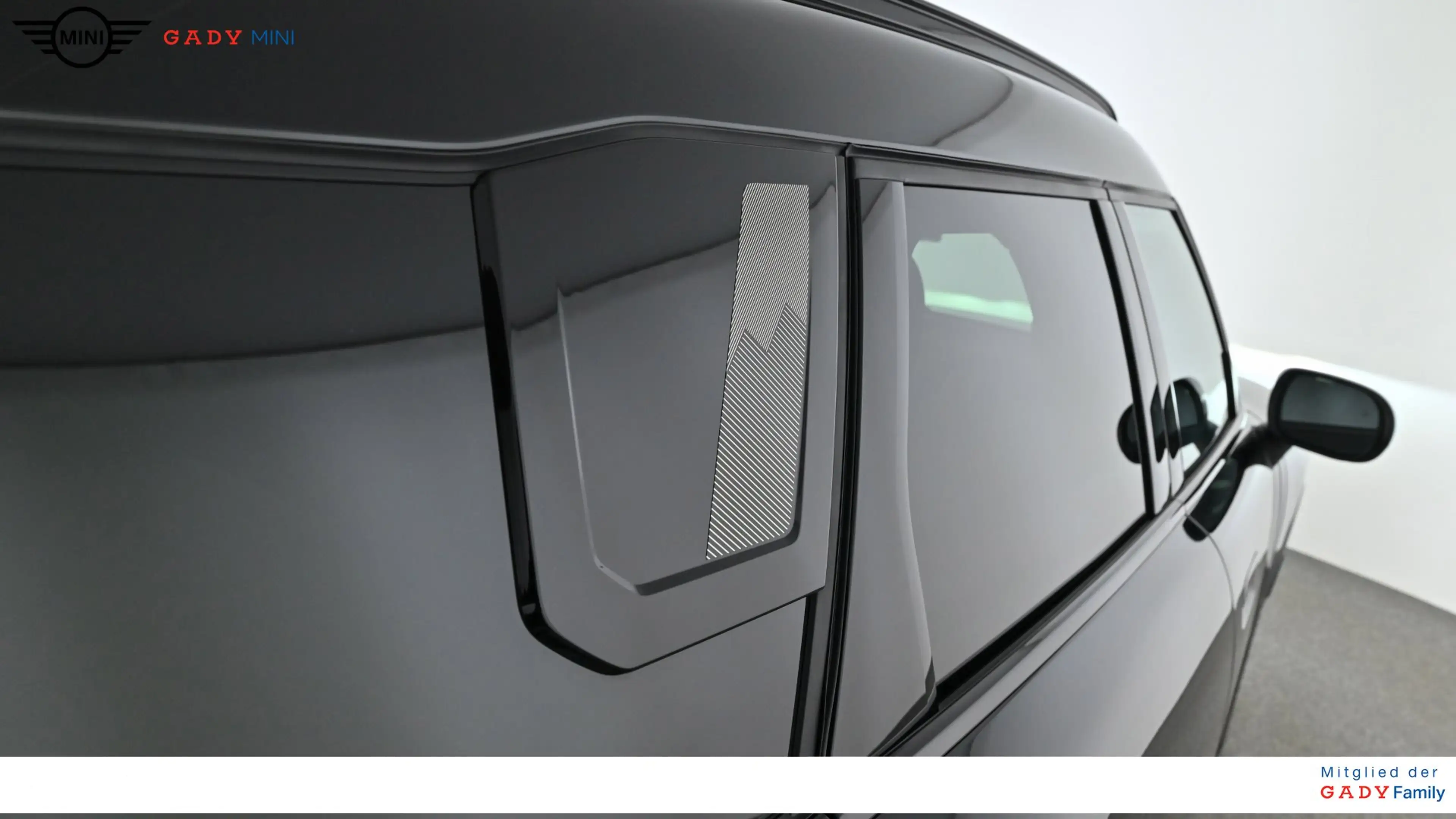 MINI Countryman C Countryman C — photo 9