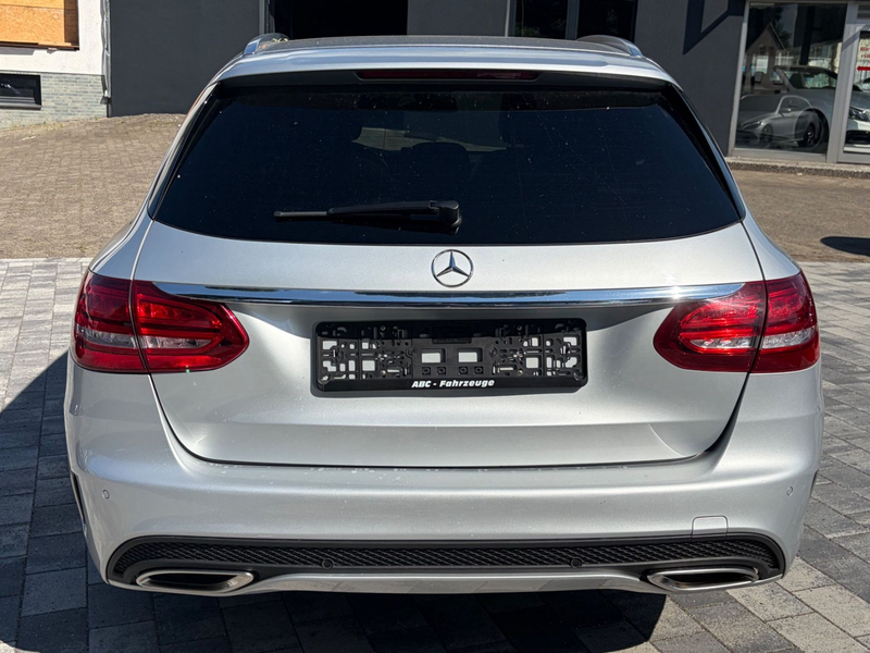 Mercedes-Benz C 250 CGI T AMG Panorama /Standhz. /LED /Leder — photo 6