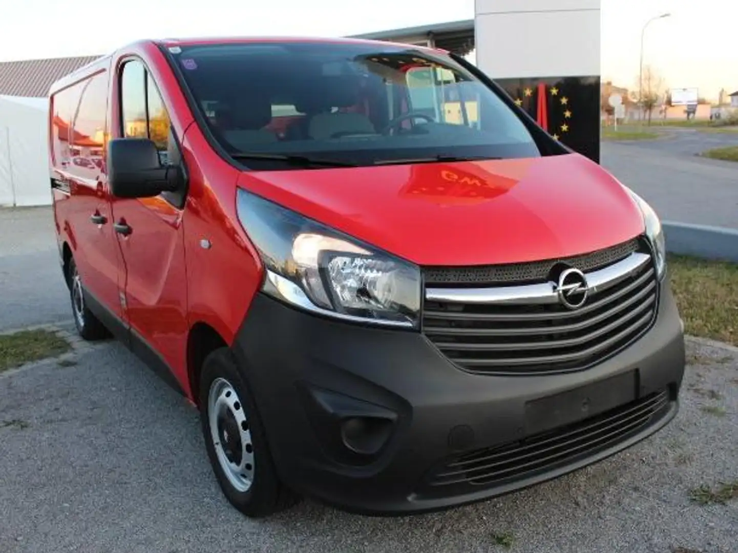 Opel Vivaro 1.6 BiTu CDTI L1H1 2,7t Eco Navi KL. As. Rot - 1