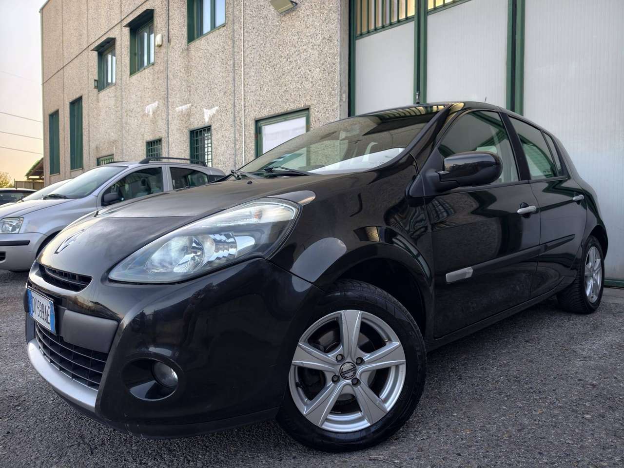 Renault Clio 1.2 BENZINA NEOPATENTATI ANNO 2009 5 PORTE