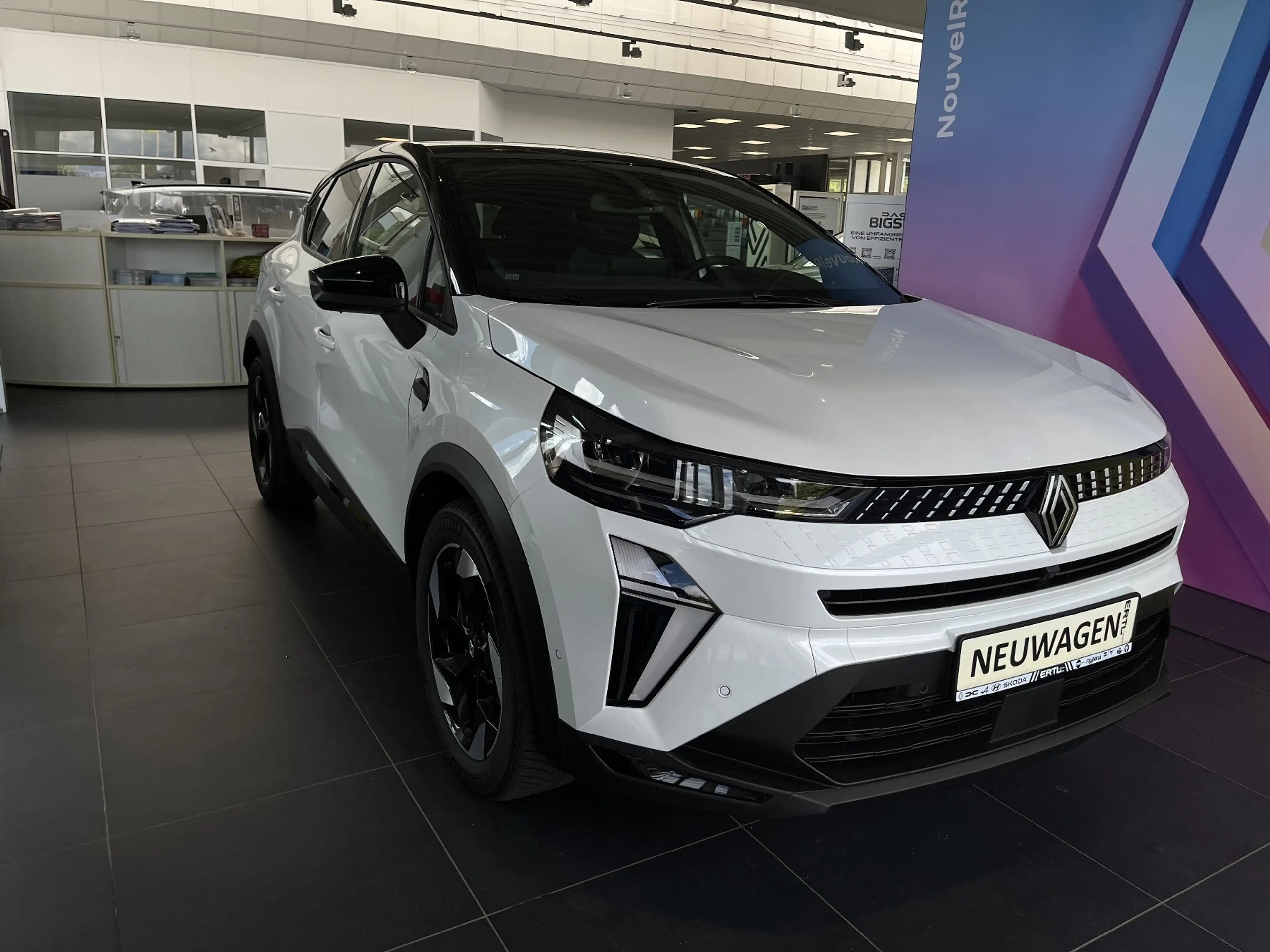 Renault Captur Techno Full Hybrid E-Tech 160 — photo 3