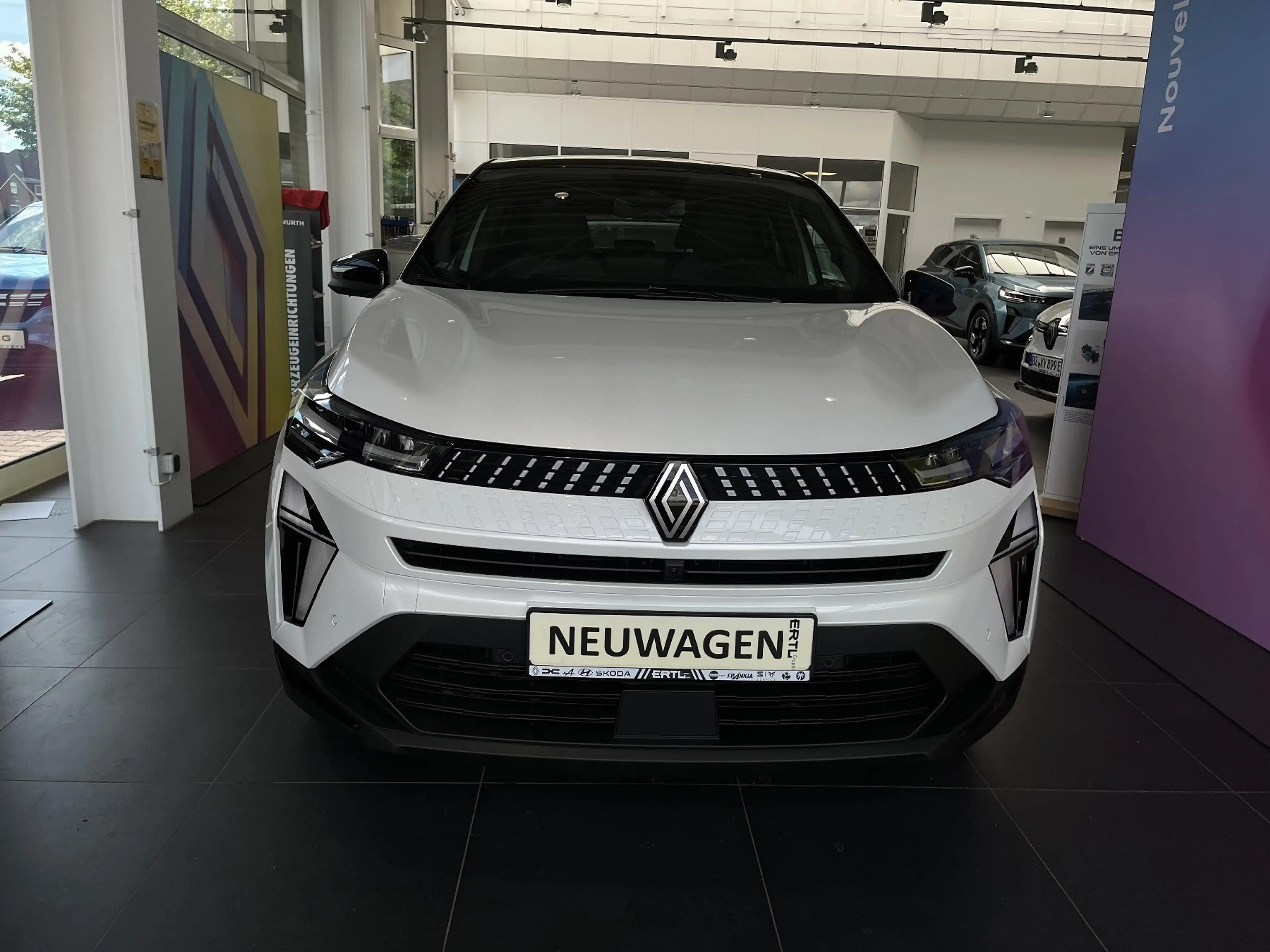 Renault Captur Techno Full Hybrid E-Tech 160 — photo 2